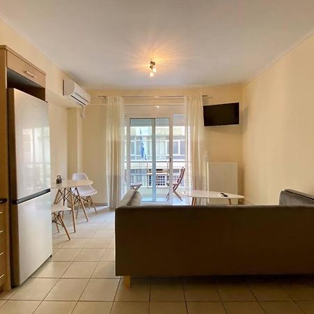 Nikitas' Apartment By The Tube Athens Luaran gambar