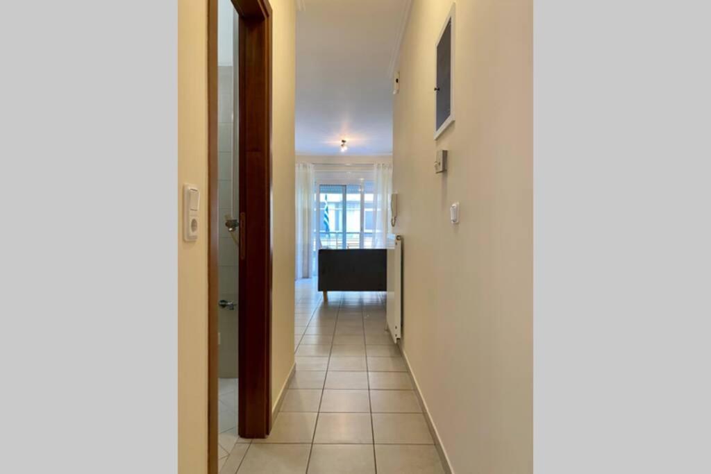 Nikitas' Apartment By The Tube Athens Luaran gambar