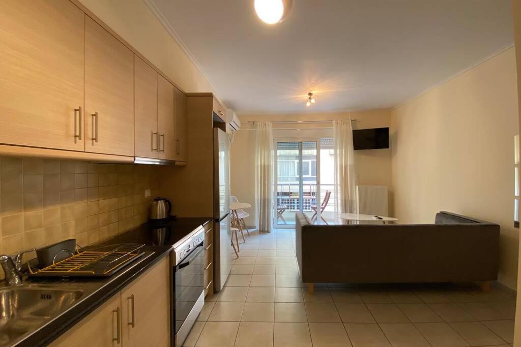 Nikitas' Apartment By The Tube Athens Luaran gambar